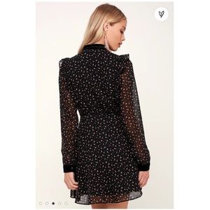 Lush | Dresses | Neilsa Black Floral 